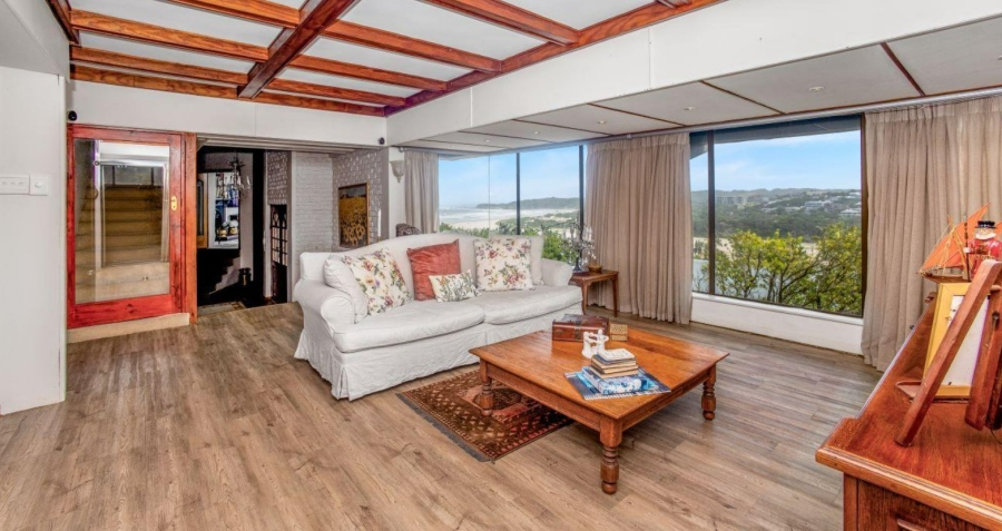 6 Bedroom Property for Sale in Blue Bend Eastern Cape